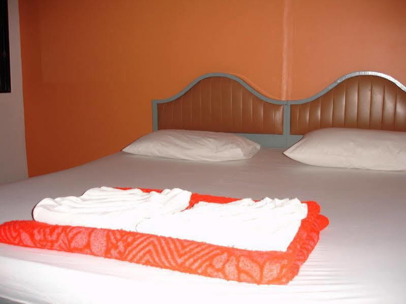 B&B House & Hostel Krabi town Εξωτερικό φωτογραφία